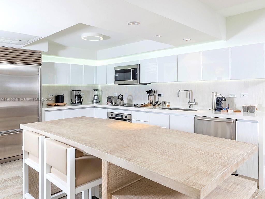 2399 COLLINS AVENUE - Residential Lease