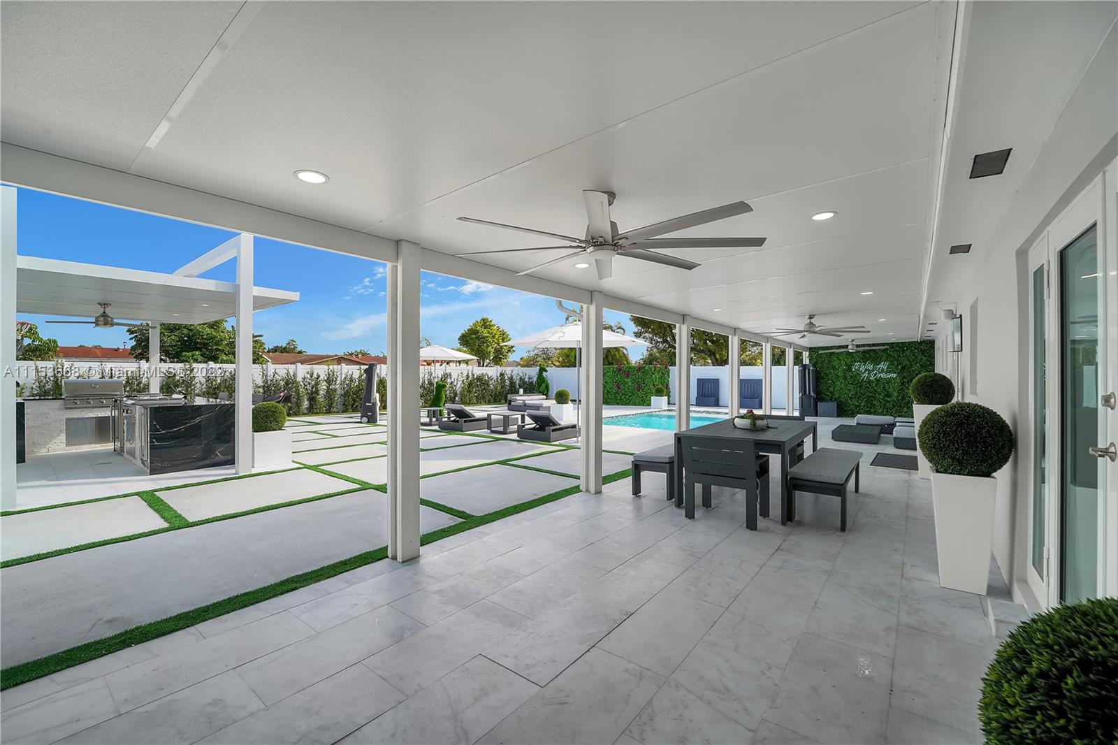 ROYALE GREEN SEC FOUR - Residential