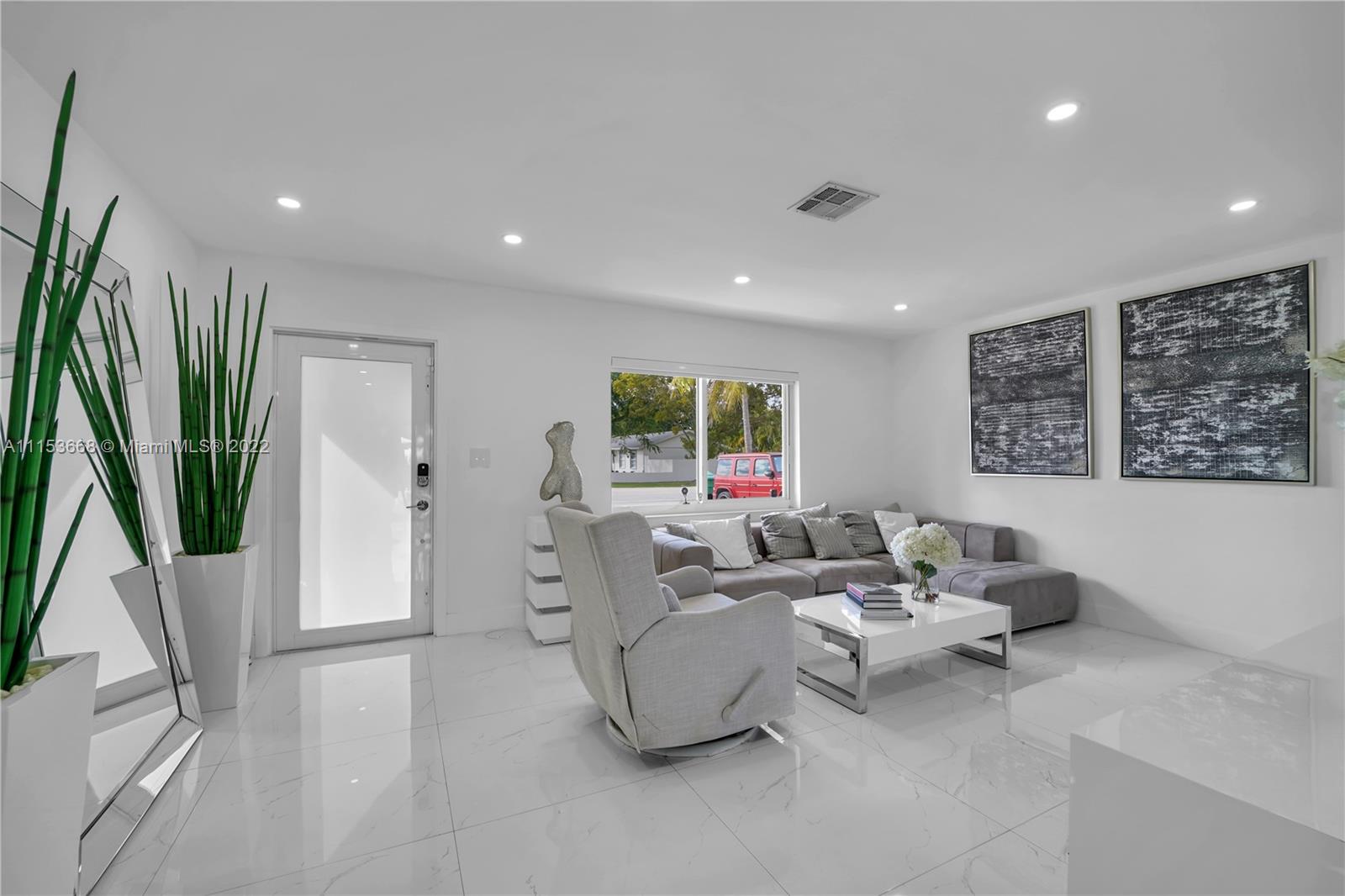 ROYALE GREEN SEC FOUR - Residential