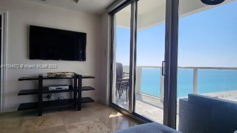 Photo 5 of 31 of 5701 Collins Ave PH14 condo