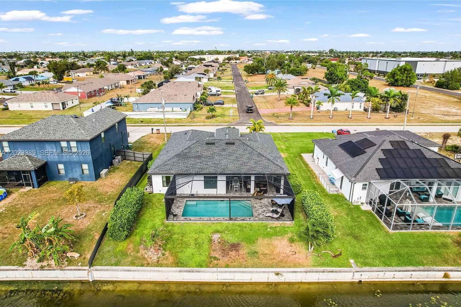 CAPE CORAL - Residential
