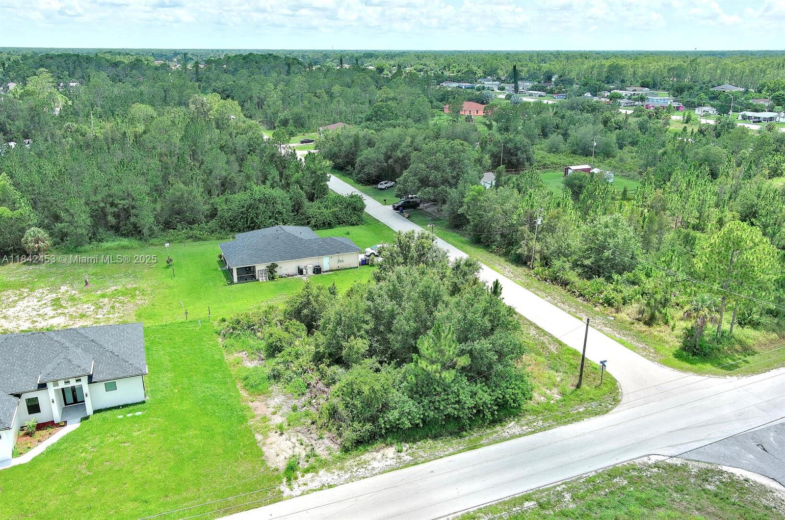 LEHIGH ACRES - Land
