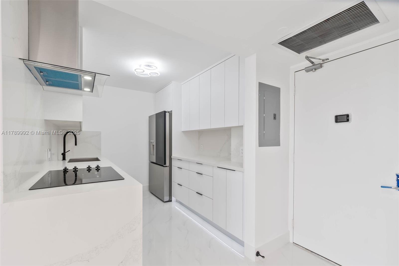 CORONADO CONDO- TOWER II - Residential