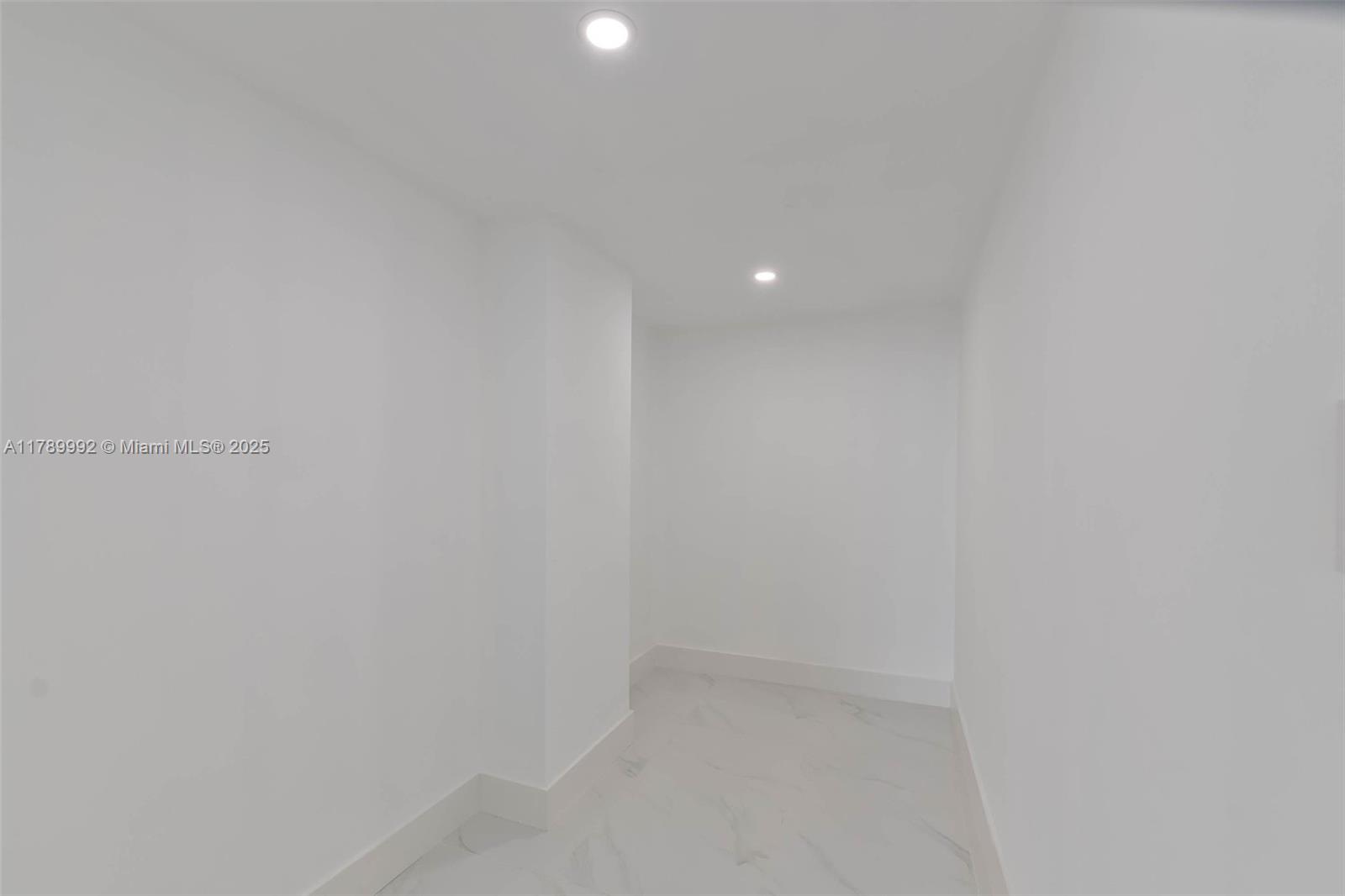 CORONADO CONDO- TOWER II - Residential