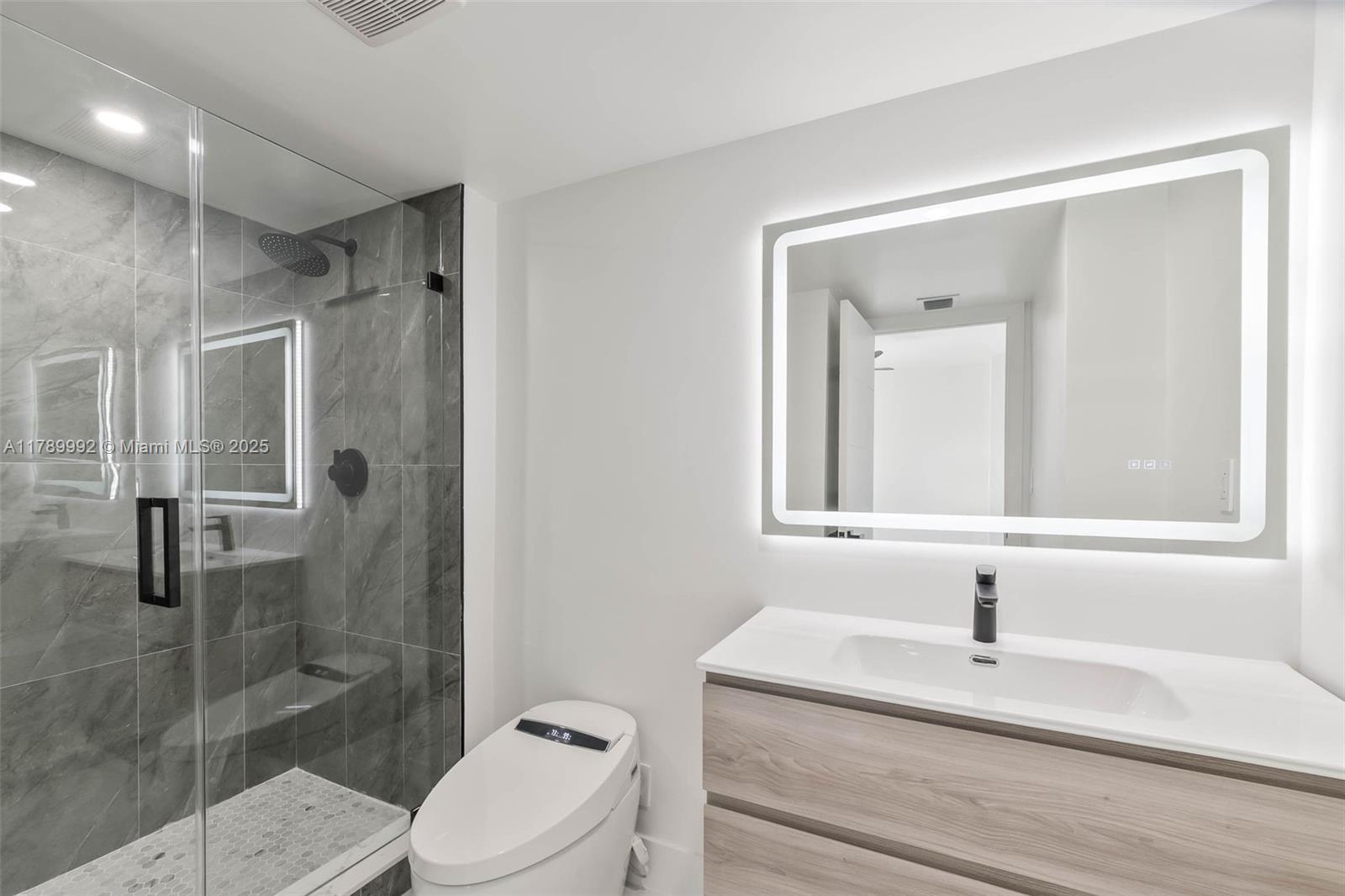 CORONADO CONDO- TOWER II - Residential