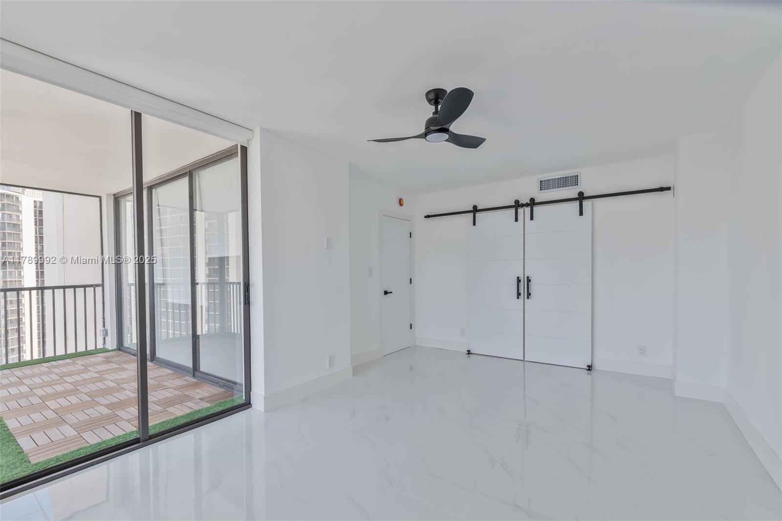 CORONADO CONDO- TOWER II - Residential