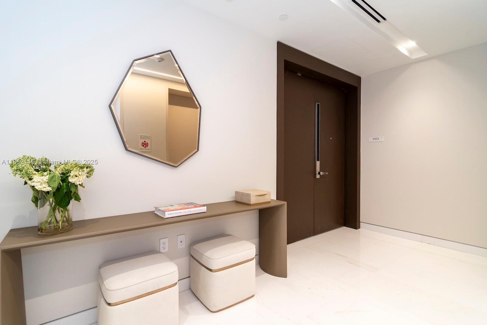 ASTON MARTIN RESIDENCES - Residential