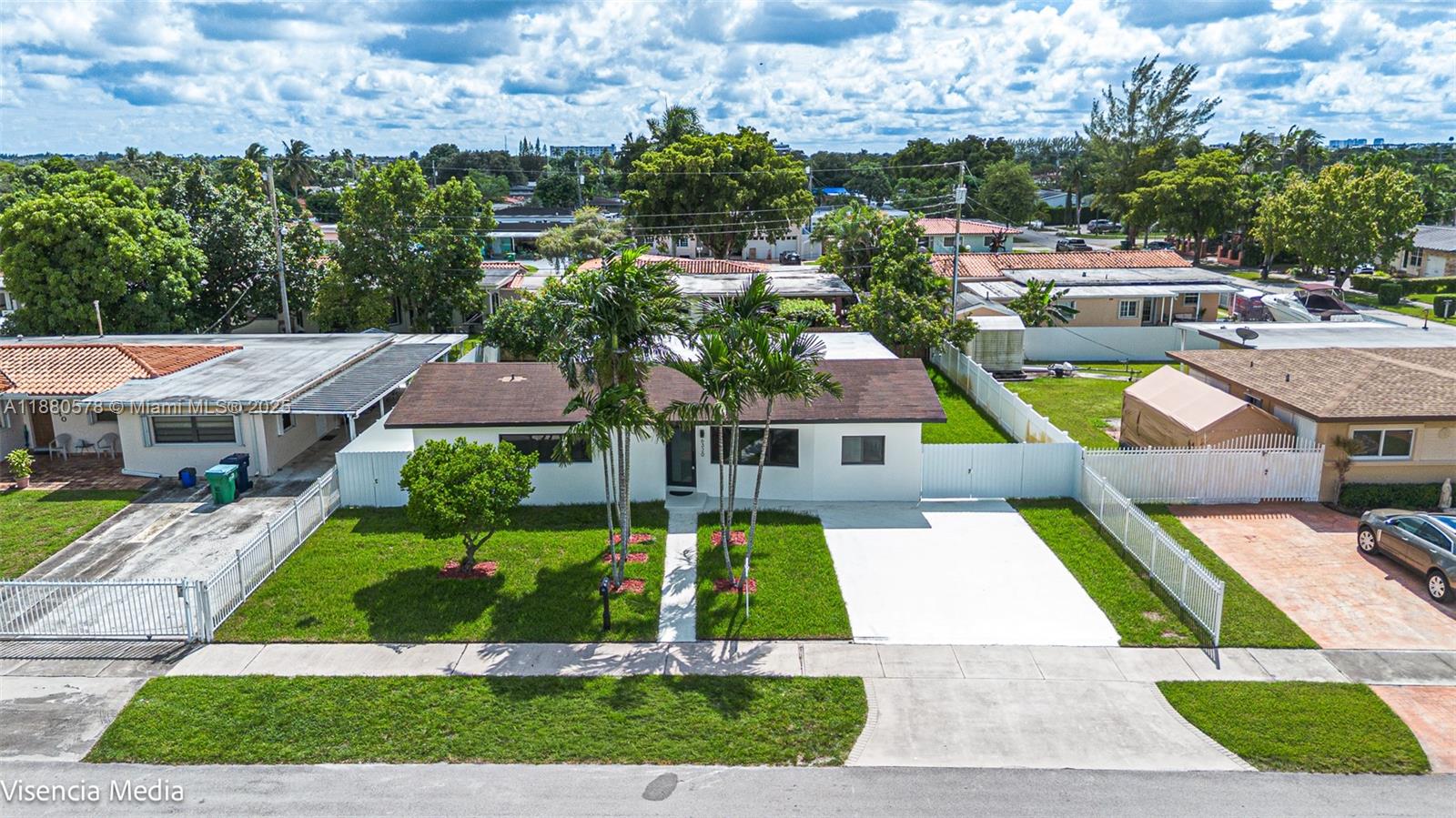 4TH ADDN TO PALM SPRINGS - Residential