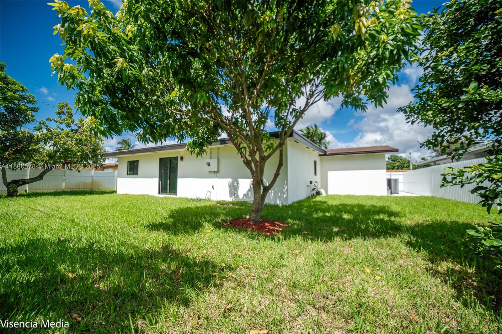 4TH ADDN TO PALM SPRINGS - Residential