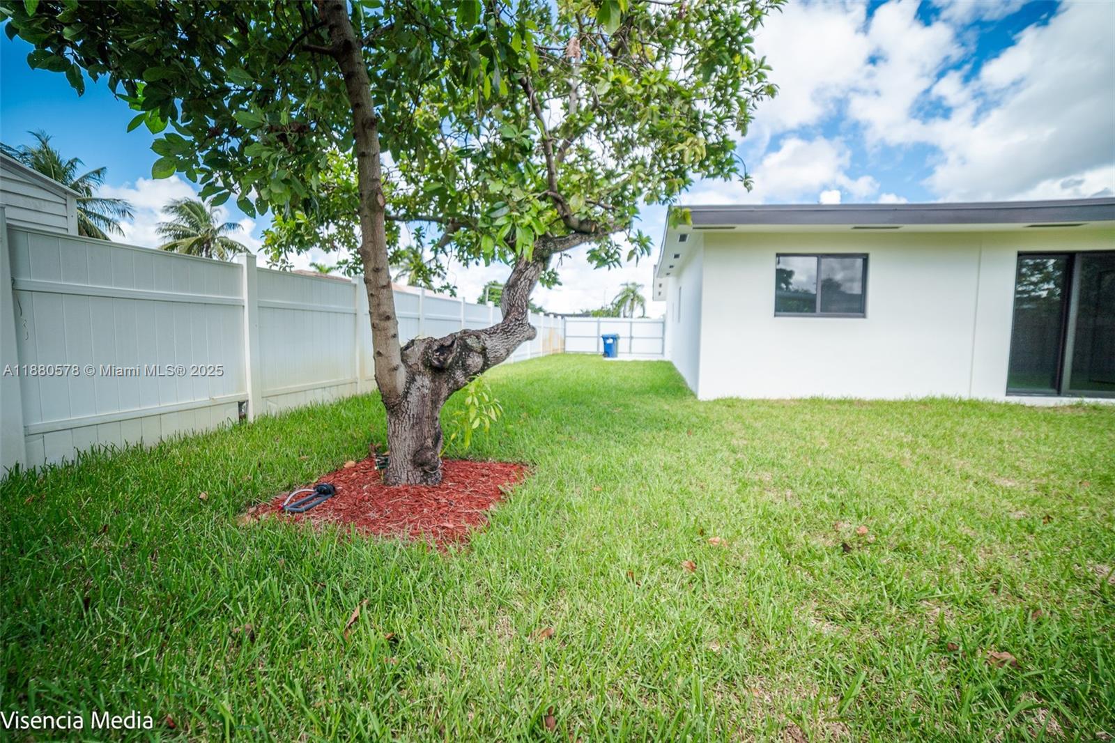 4TH ADDN TO PALM SPRINGS - Residential