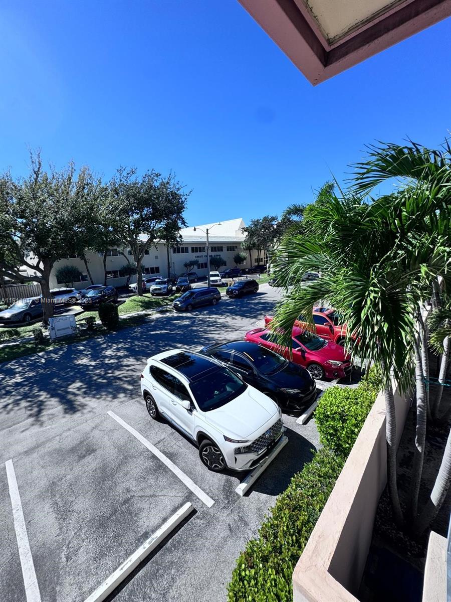 ASPEN HOUSE CONDO - Residential Lease