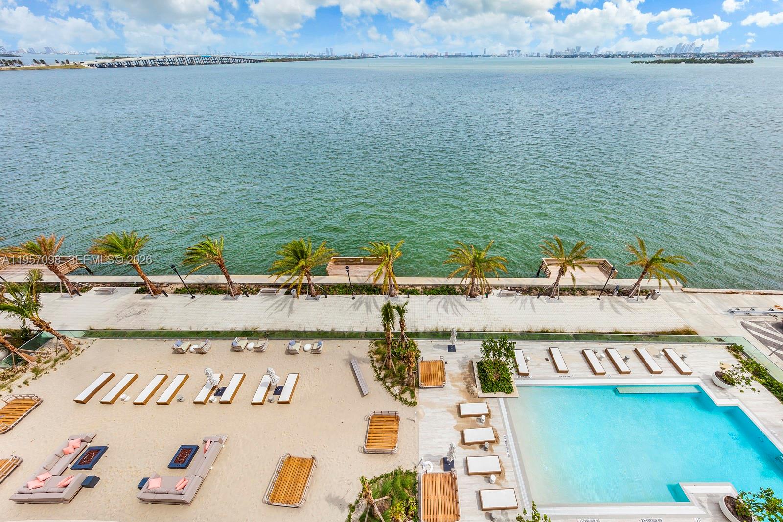 BISCAYNE BEACH CONDO - Residential