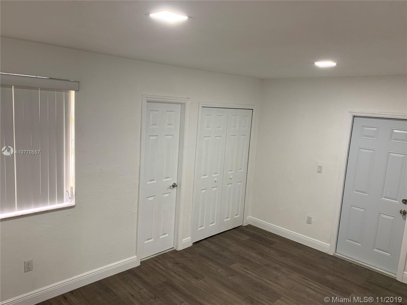 REPLAT OF PORTIONS OF RIC - Residential