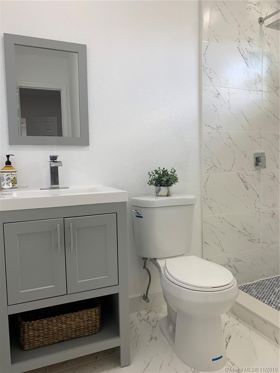 REPLAT OF PORTIONS OF RIC - Residential