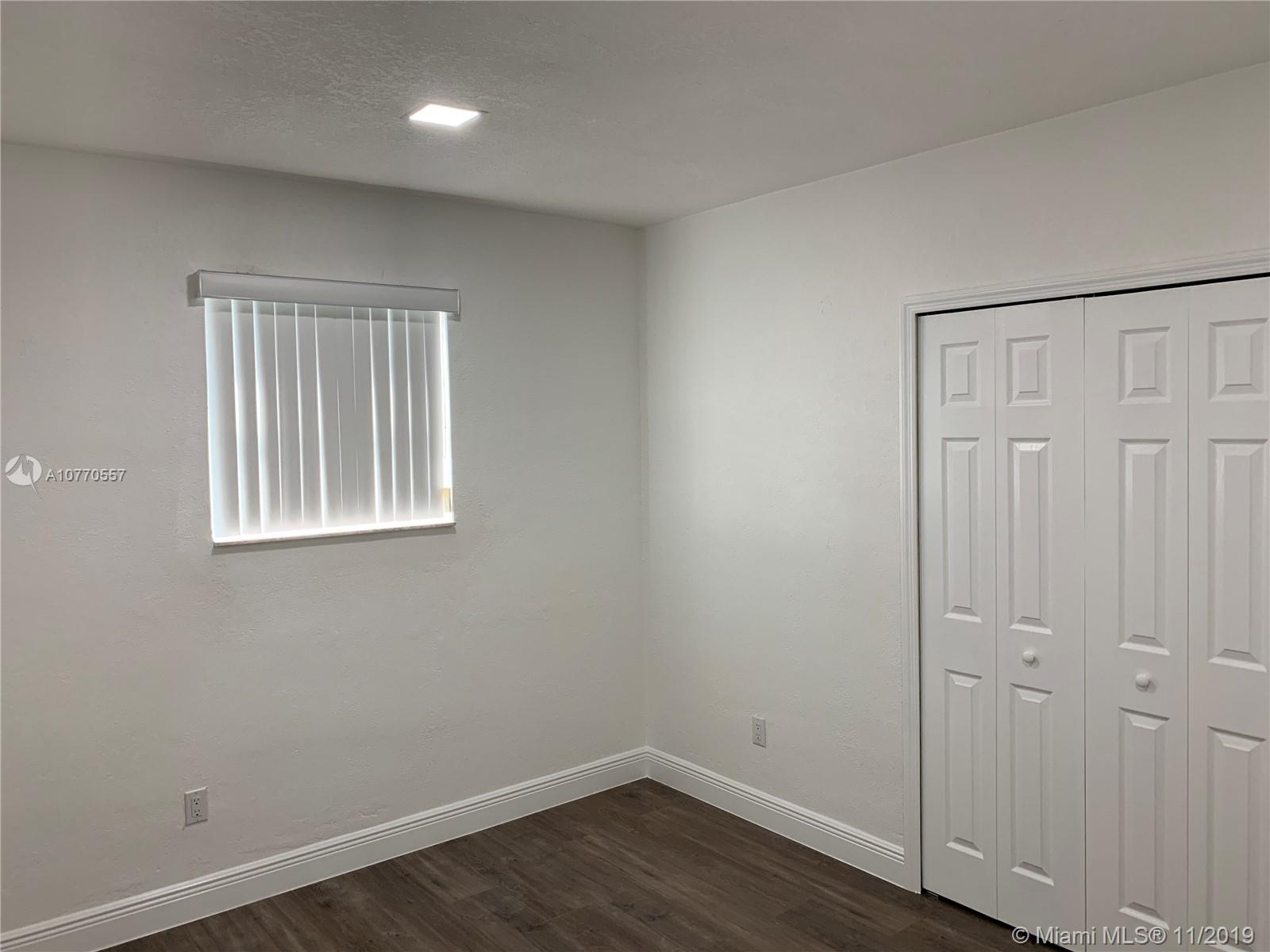 REPLAT OF PORTIONS OF RIC - Residential