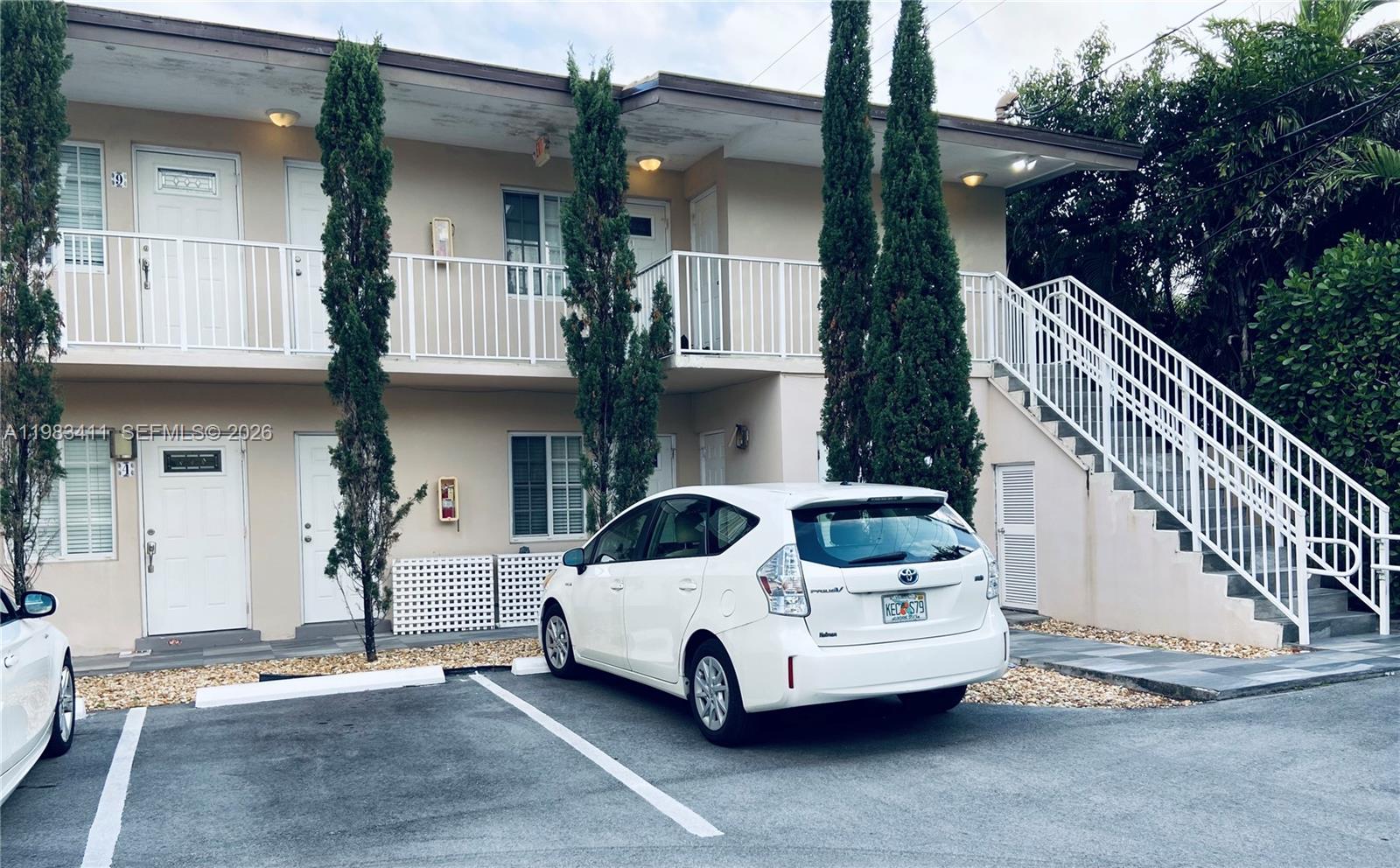 BELLA SALZEDO I CONDO - Residential Lease