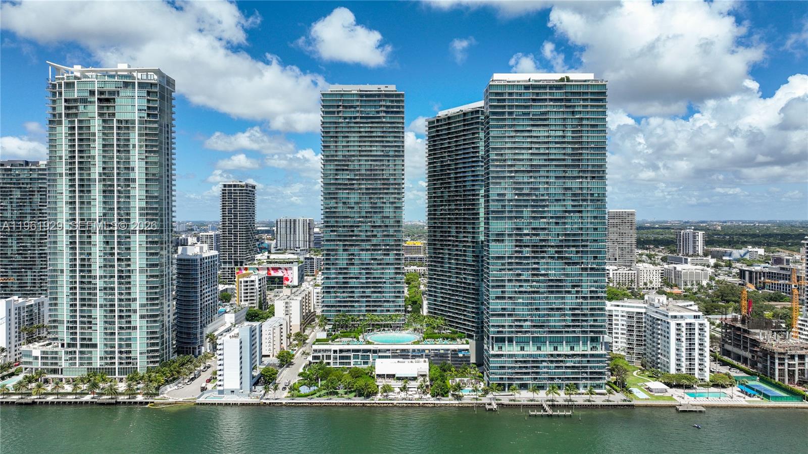 GRAN PARAISO CONDO - Residential