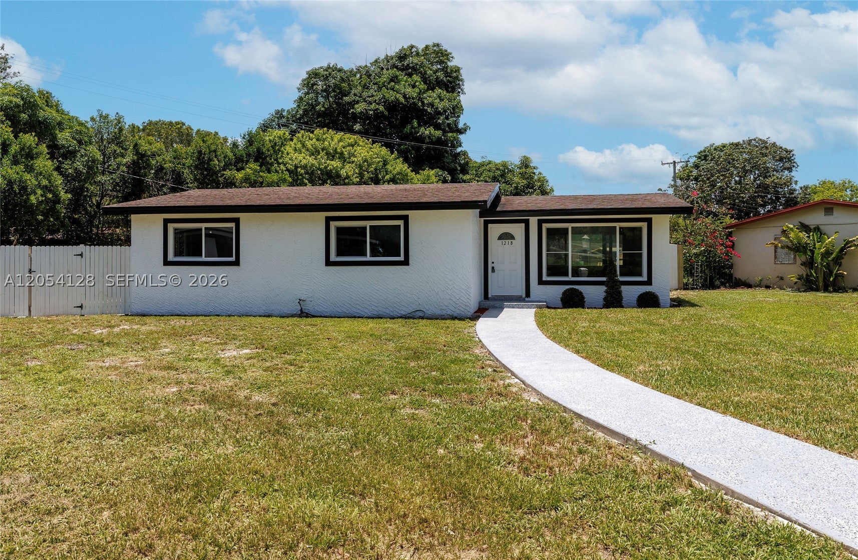 1218 NW 15th St, Fort Lauderdale FL 33311