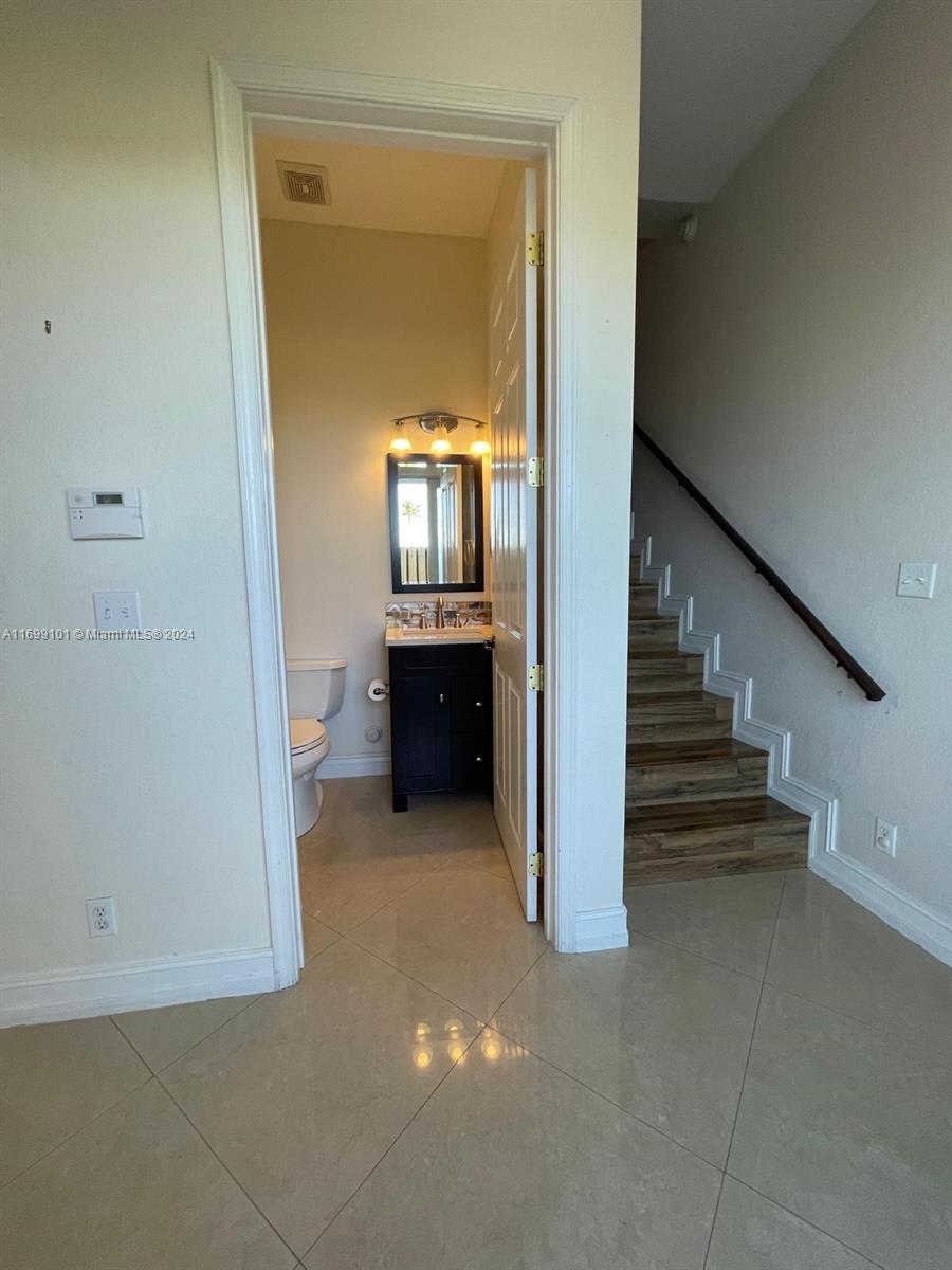 SANTA BARBARA ESTATES - Residential