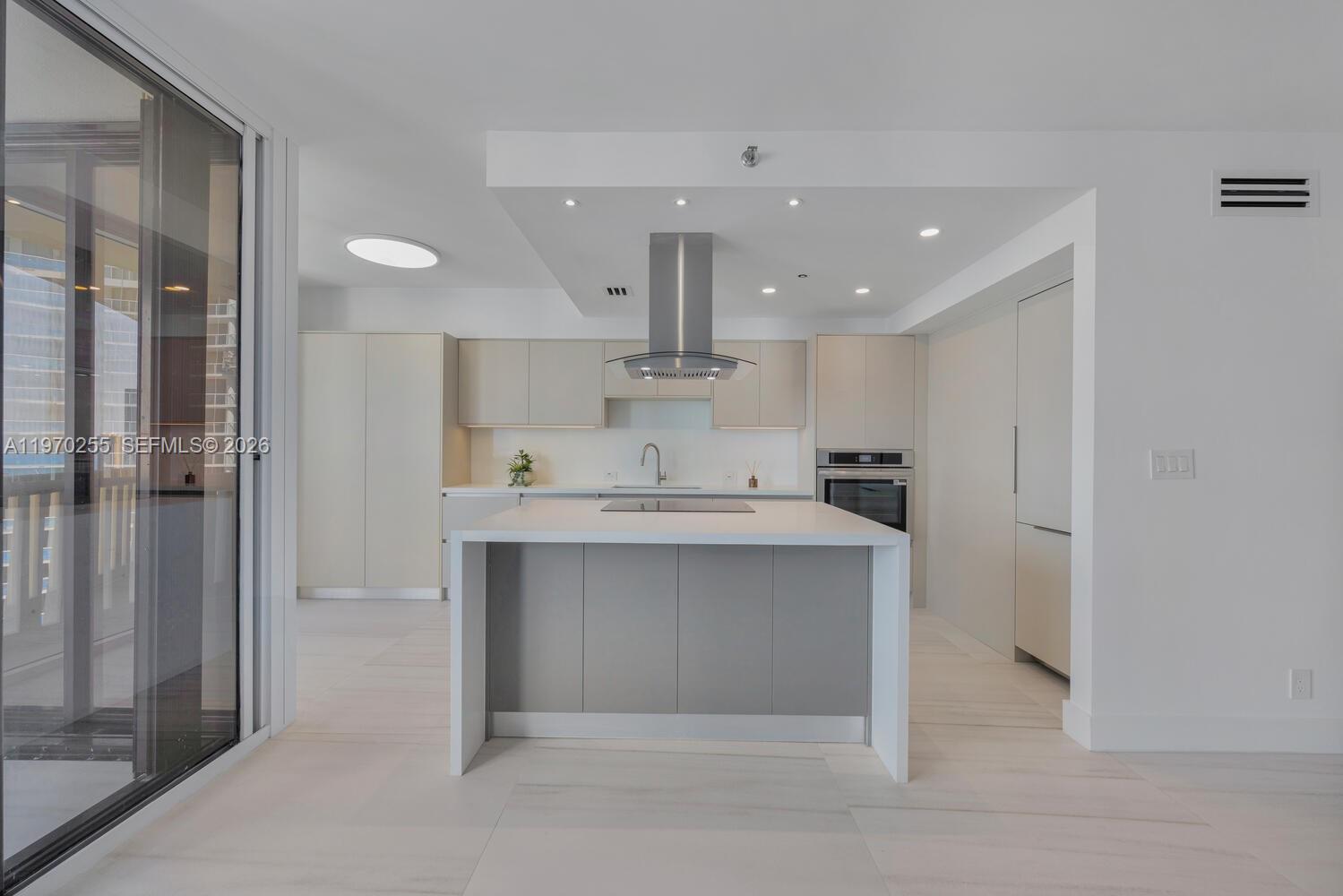 3000 ISL BLVD WILLIAMS IS - Residential