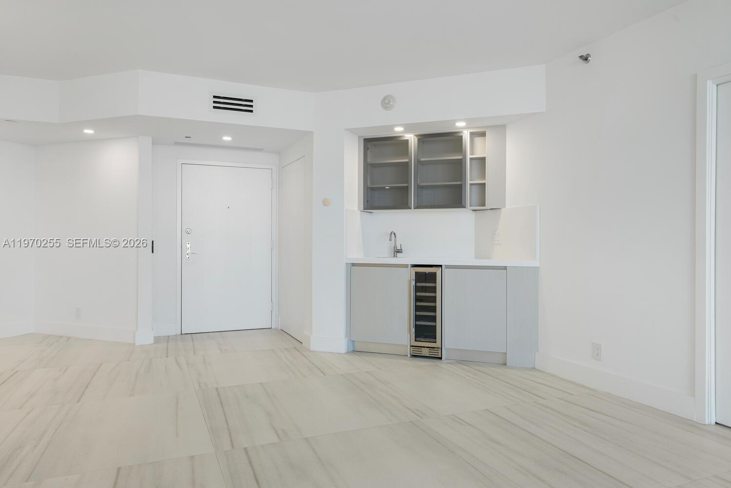 3000 ISL BLVD WILLIAMS IS - Residential