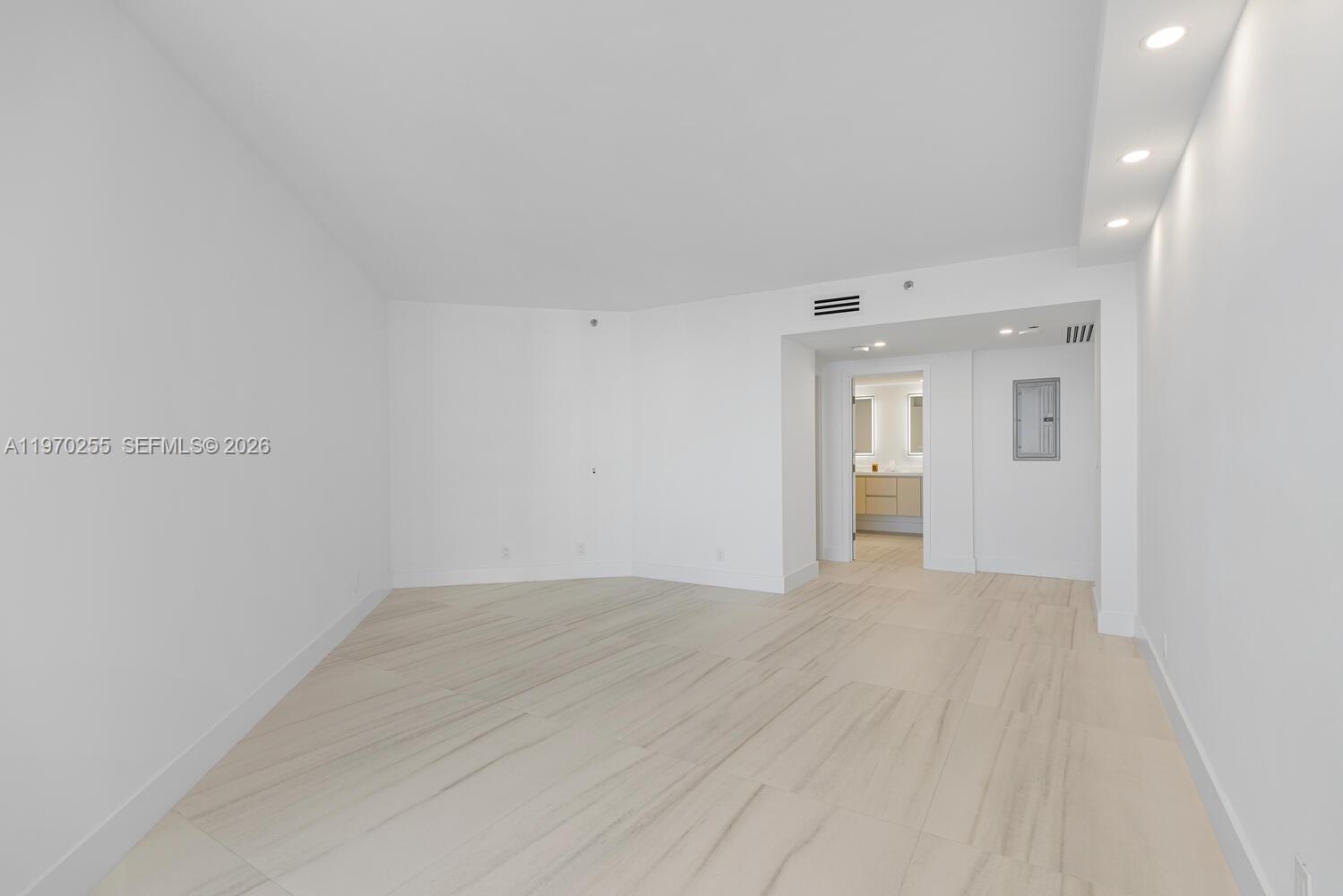 3000 ISL BLVD WILLIAMS IS - Residential