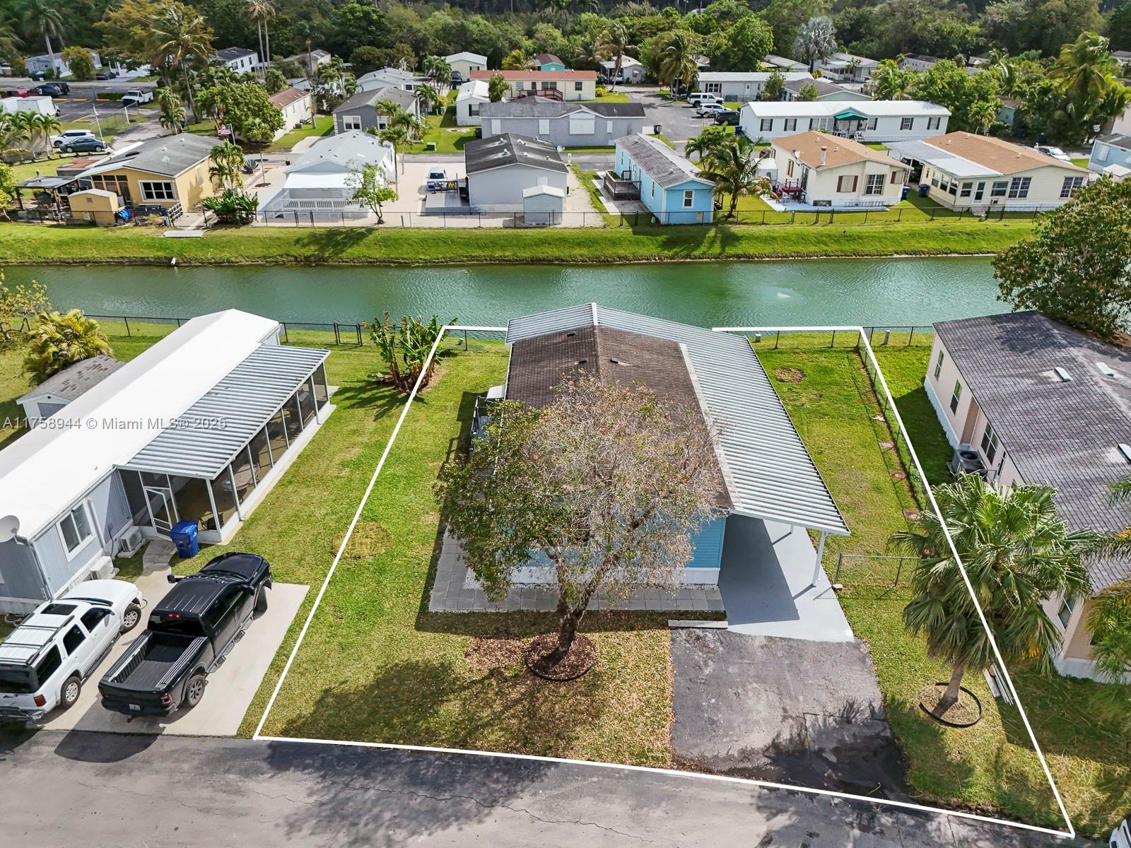 GATEWAY ESTATES PARK COND - Residential