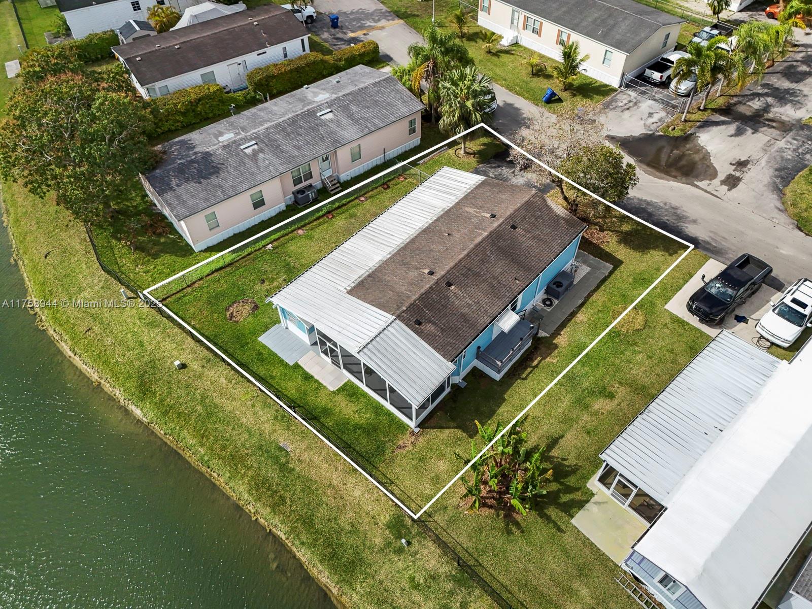 GATEWAY ESTATES PARK COND - Residential