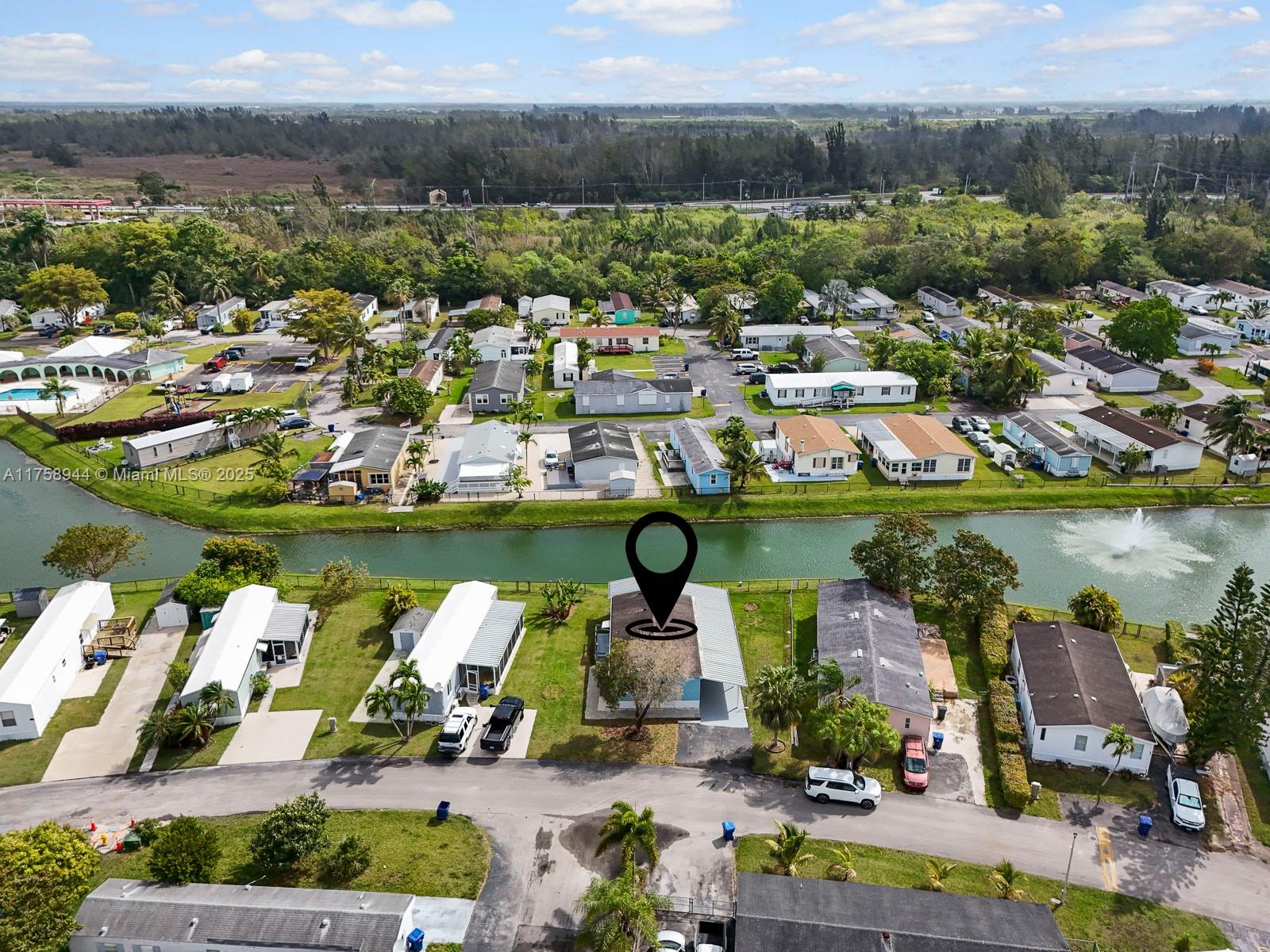 GATEWAY ESTATES PARK COND - Residential