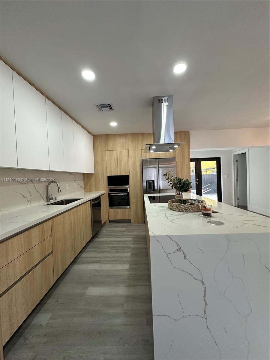 PINE HIGHLANDS - Residential