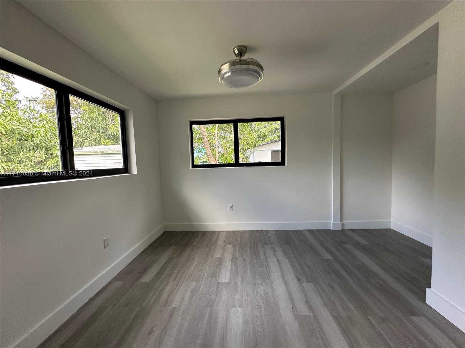 PINE HIGHLANDS - Residential