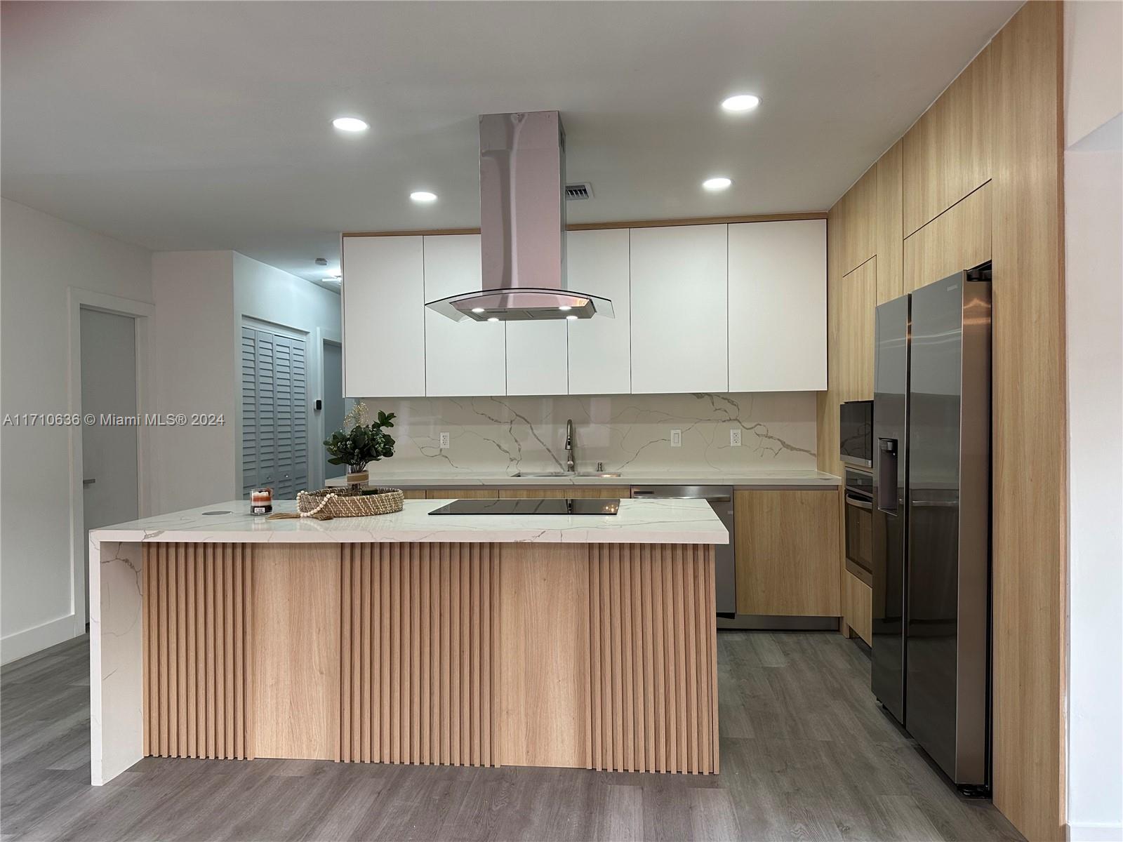 PINE HIGHLANDS - Residential