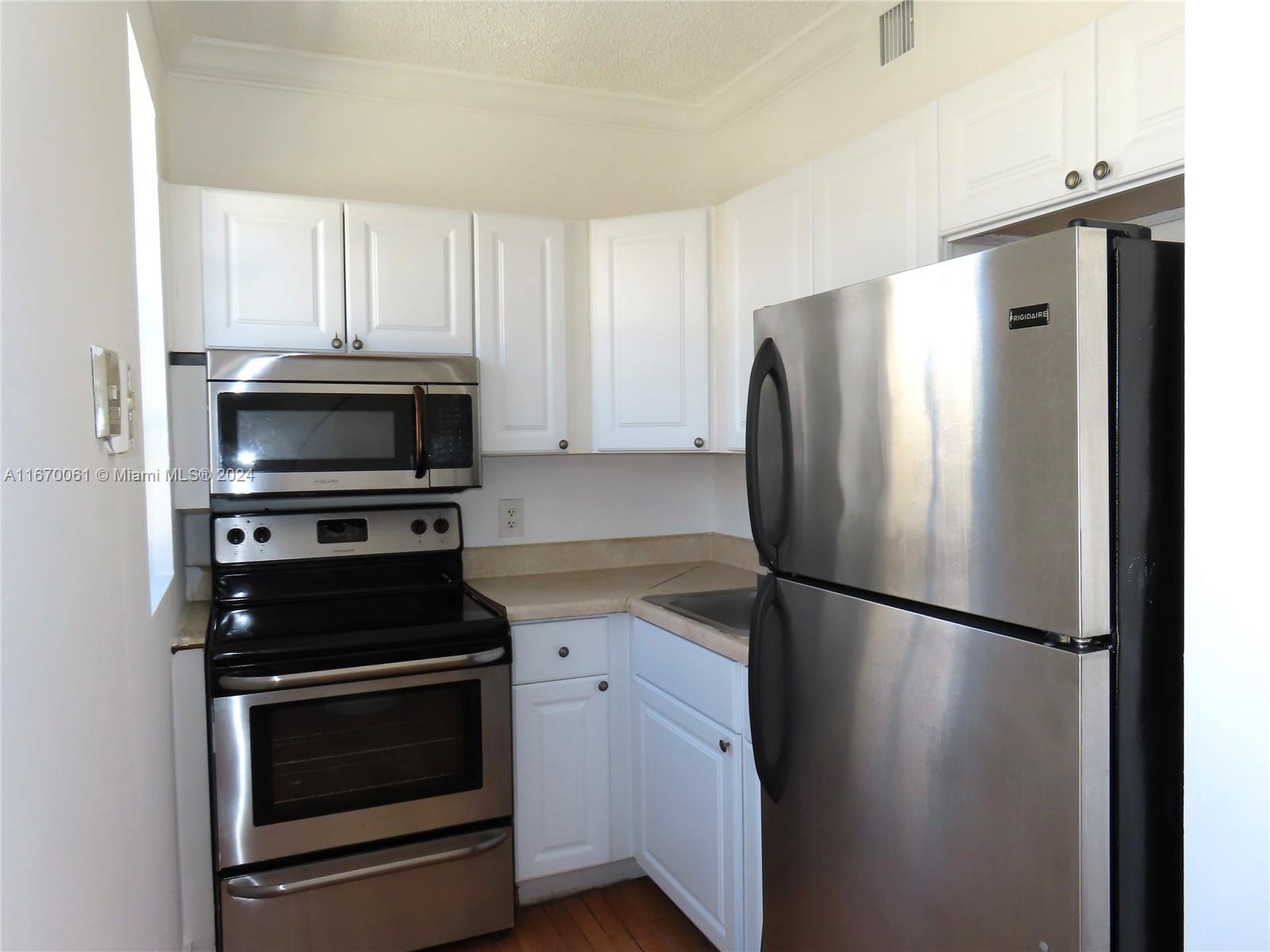 THE ST GEORGE CONDO - Residential Lease