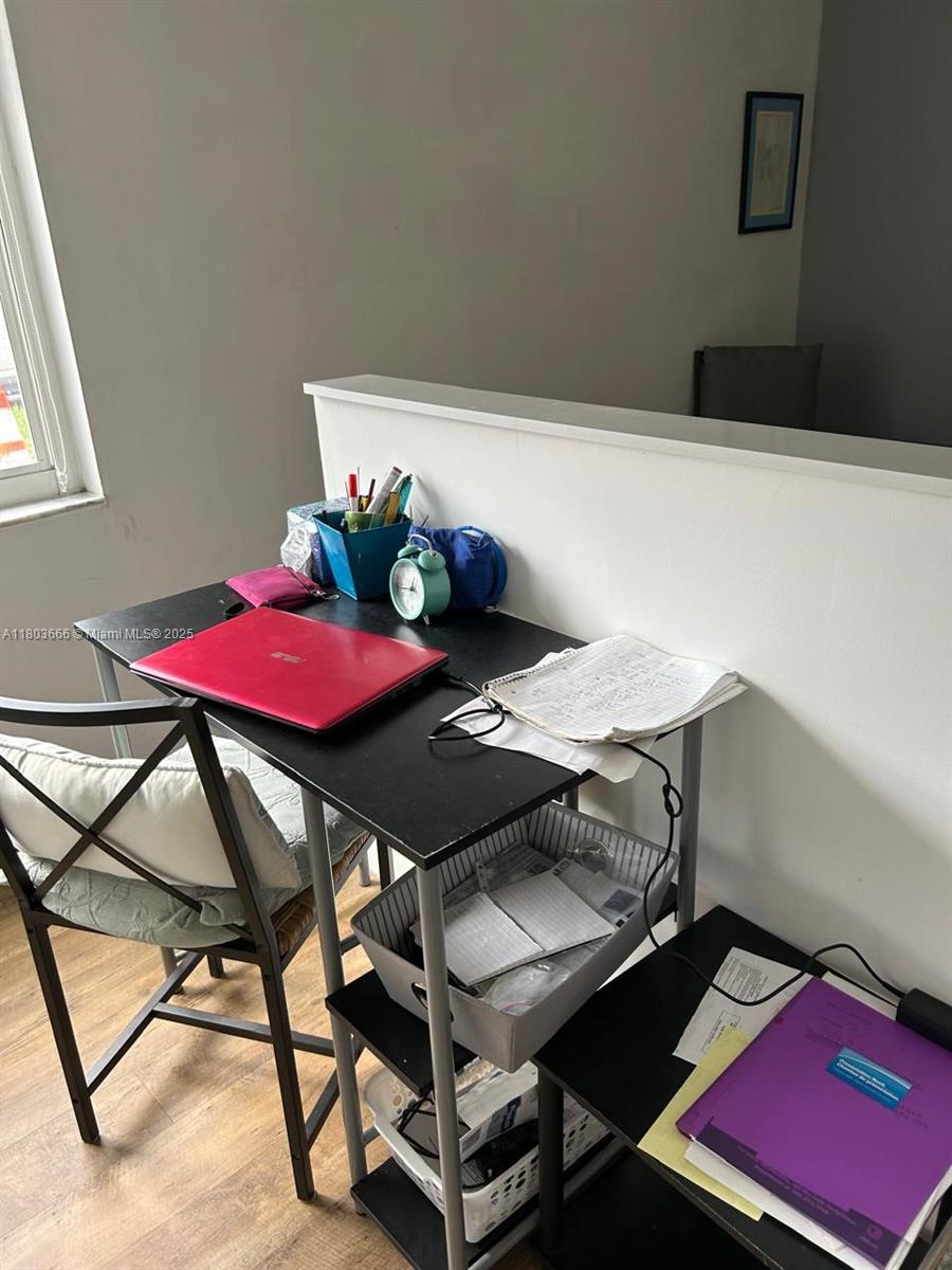 CARIBBEAN BREEZE CONDO - Residential