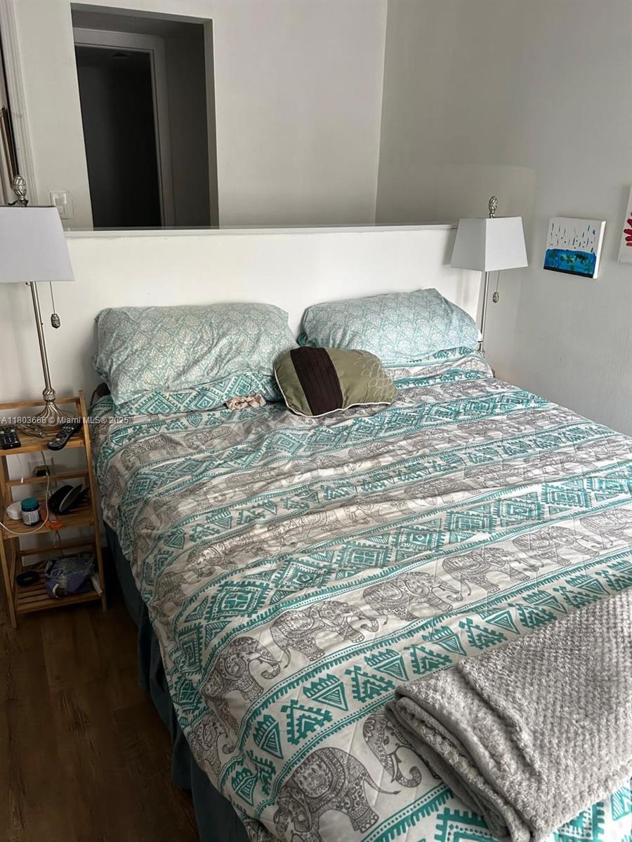 CARIBBEAN BREEZE CONDO - Residential