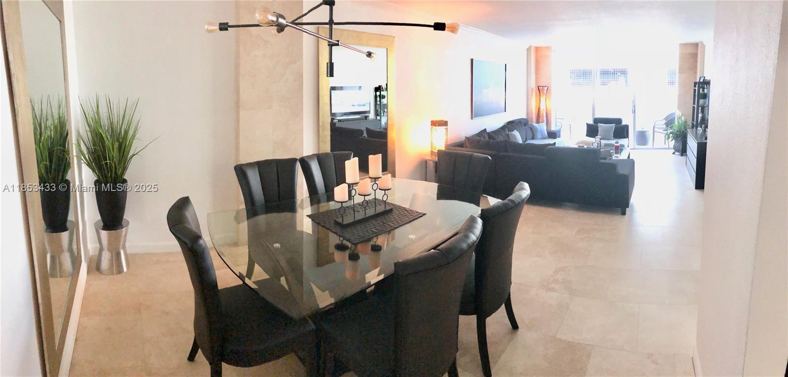 800 West Ave 406