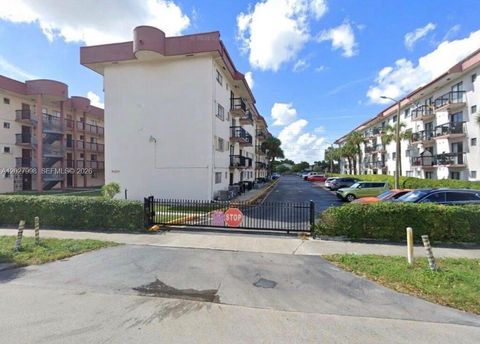 Photo of 5420 W 21st Ct #411, Hialeah, FL 33016 (MLS # A12027998)