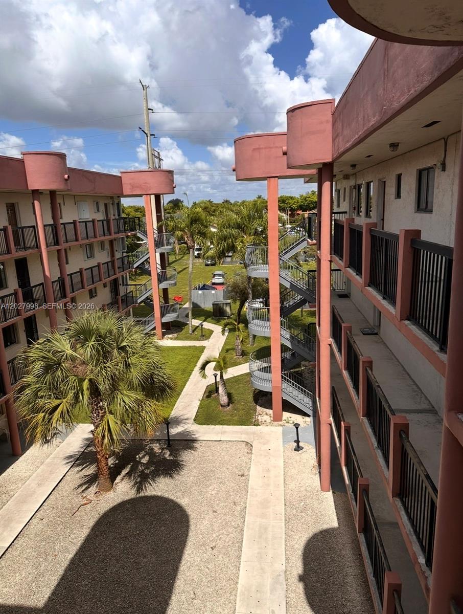 ALAMEDA TOWER 3 CONDO - Residential