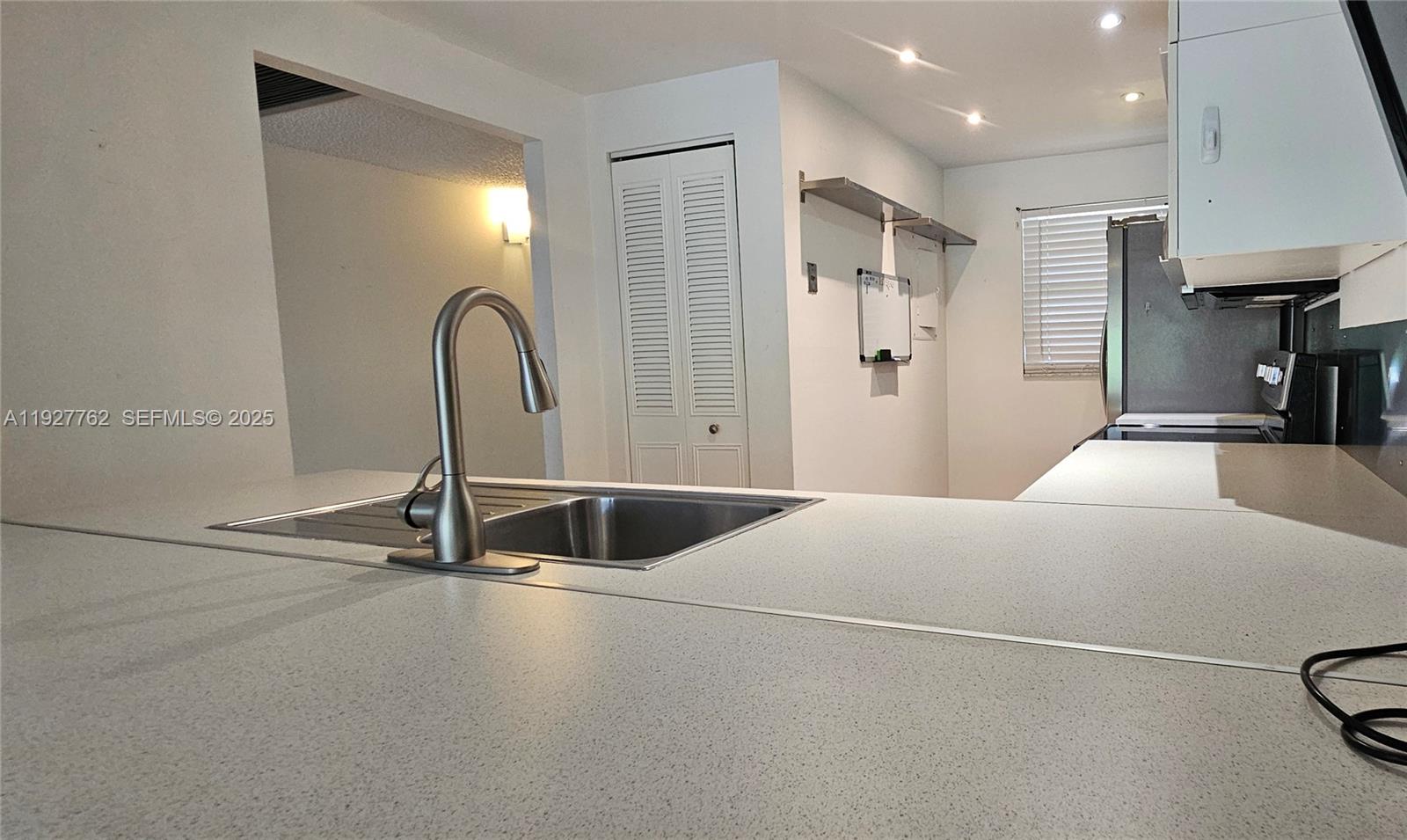 POINCIANA 5 OF PINE ISLAN - Residential Lease