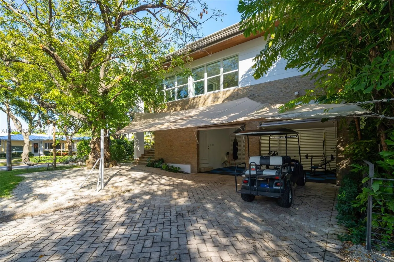 Key Biscayne, Florida 33149, United States, 5 Bedrooms Bedrooms, ,6 BathroomsBathrooms,Residential,Active,90237