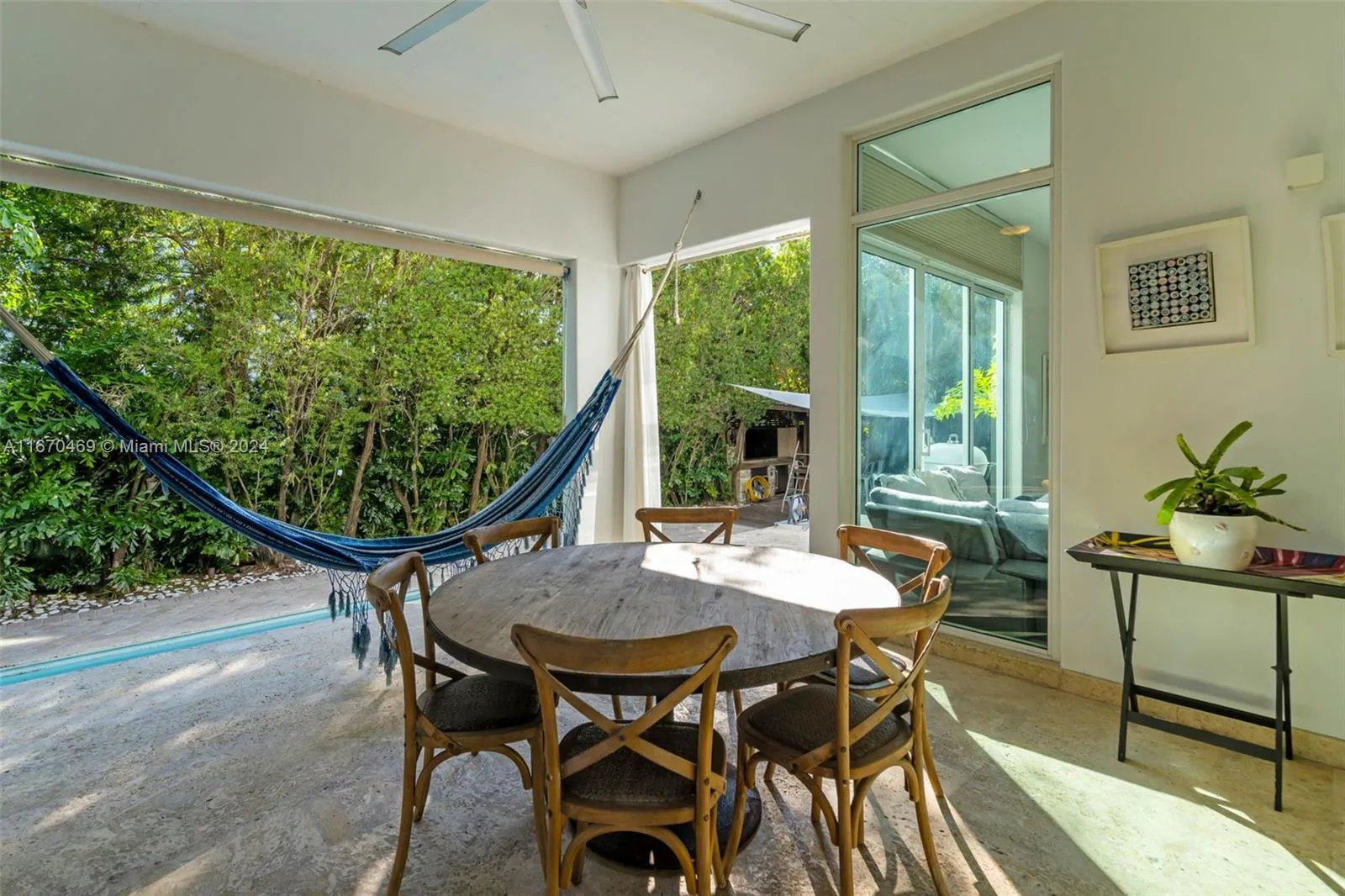 Key Biscayne, Florida 33149, United States, 5 Bedrooms Bedrooms, ,6 BathroomsBathrooms,Residential,Active,90237