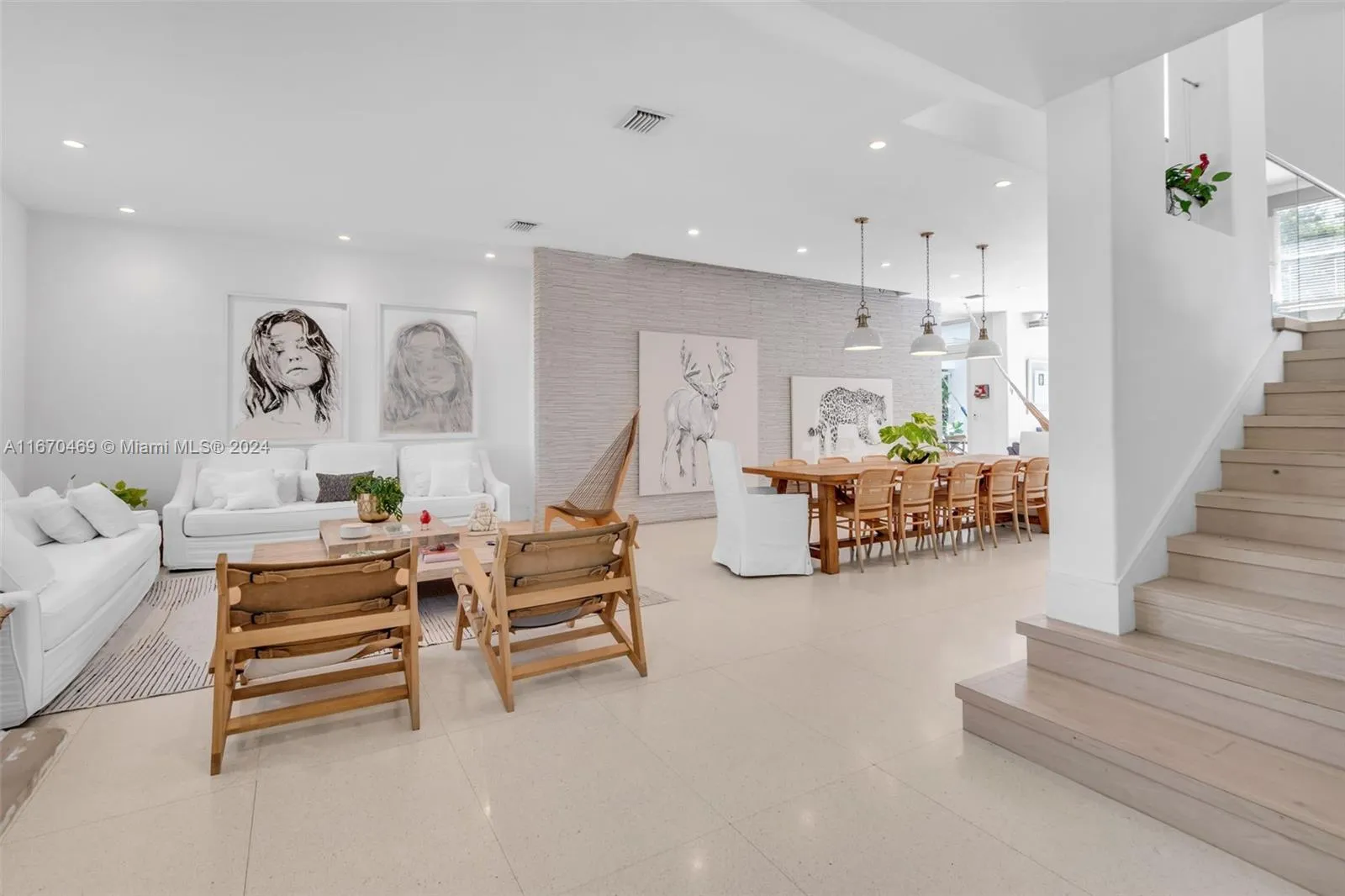 Key Biscayne, Florida 33149, United States, 5 Bedrooms Bedrooms, ,6 BathroomsBathrooms,Residential,Active,90237