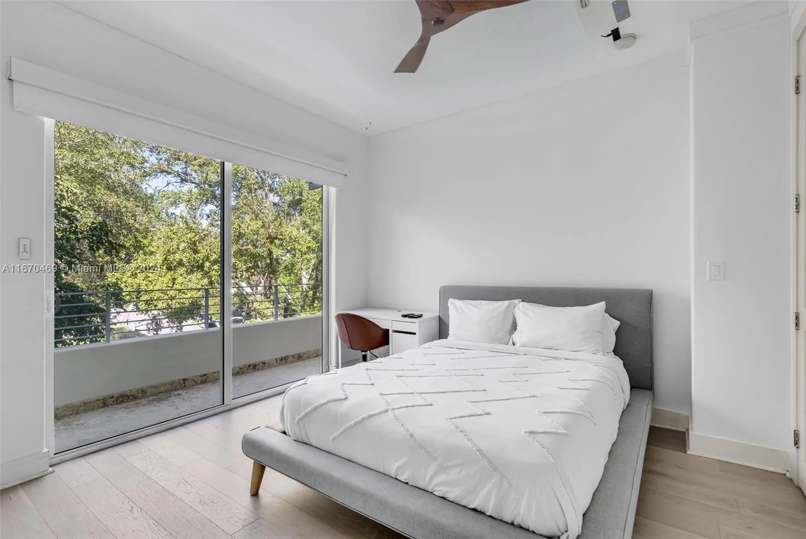 Key Biscayne, Florida 33149, United States, 5 Bedrooms Bedrooms, ,6 BathroomsBathrooms,Residential,Active,90237