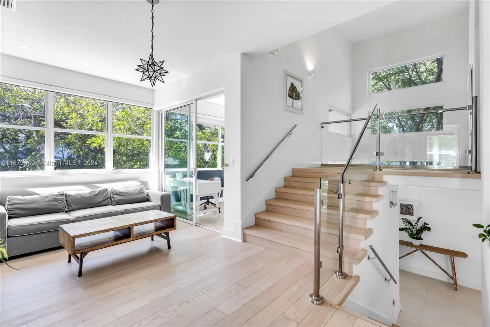 Key Biscayne, Florida 33149, United States, 5 Bedrooms Bedrooms, ,6 BathroomsBathrooms,Residential,Active,90237