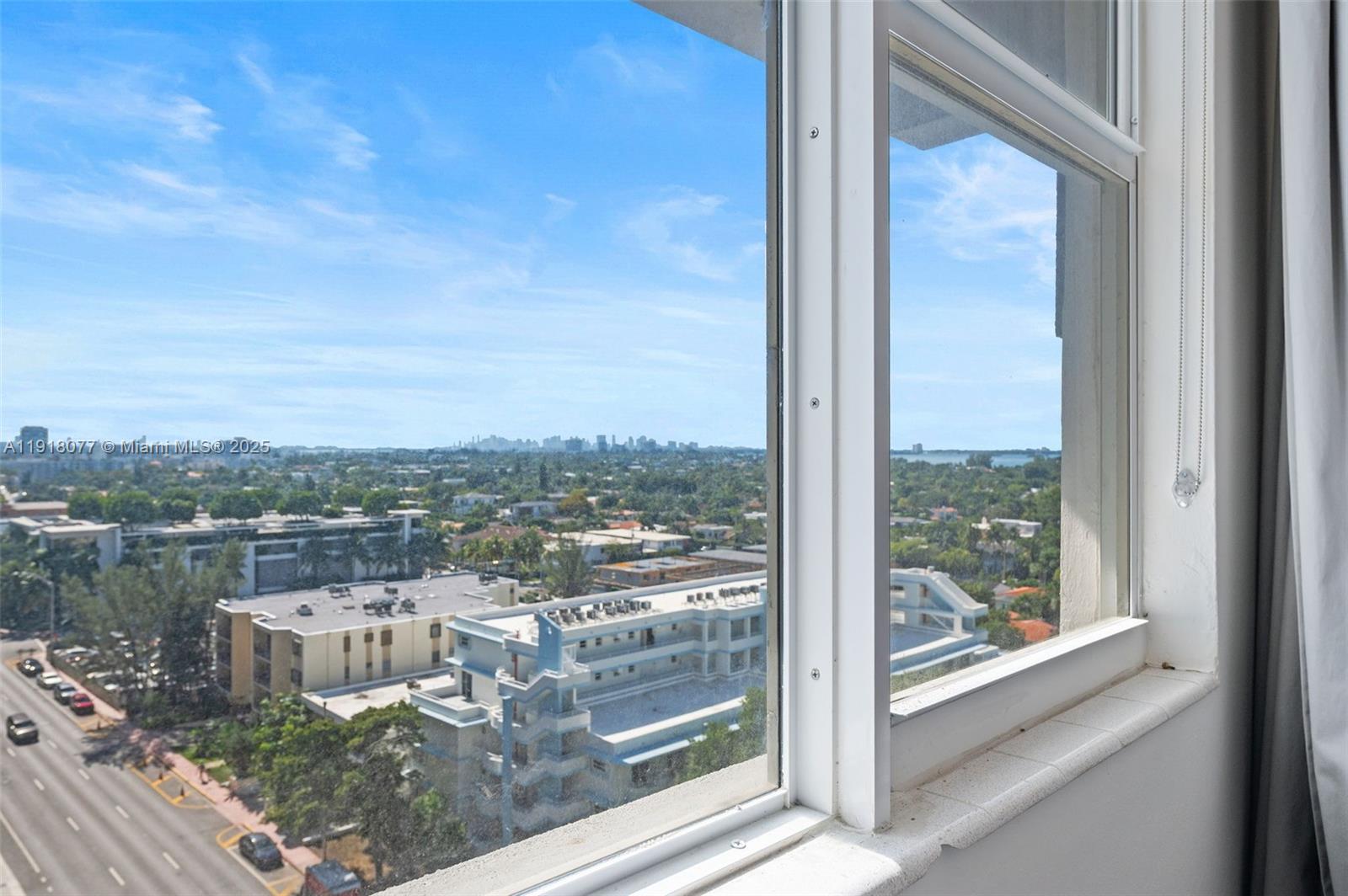 CARLISLE ON THE OCEAN CON - Residential