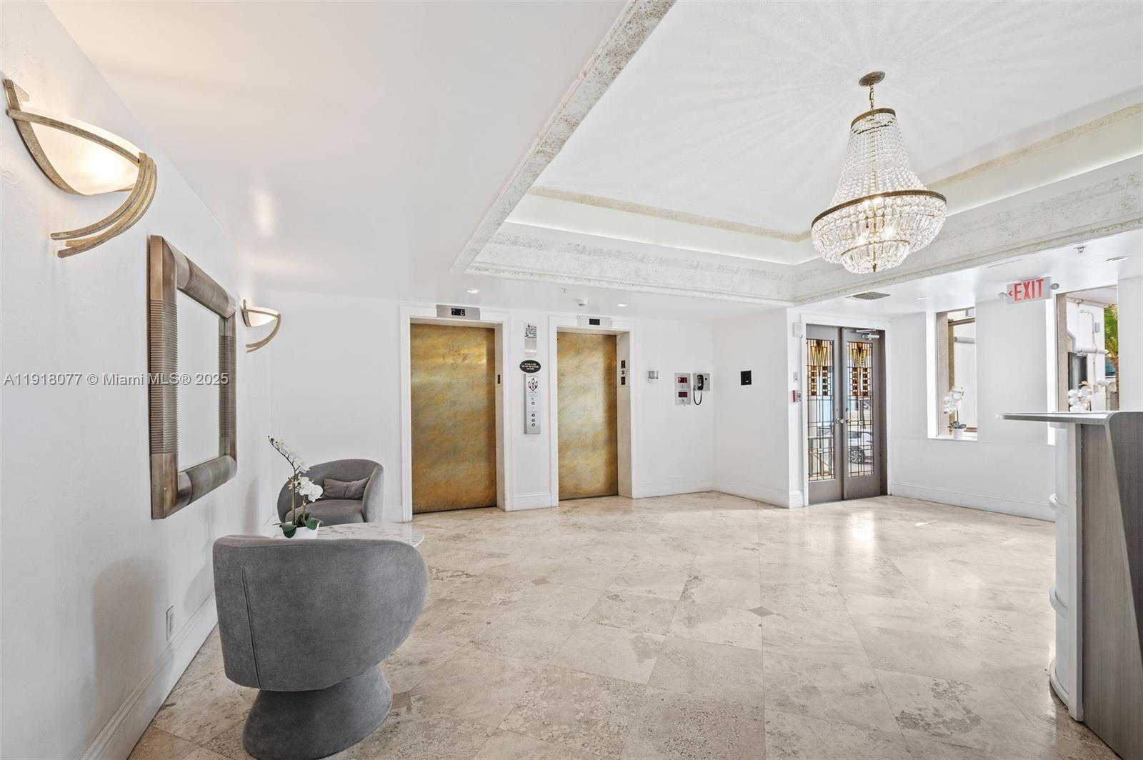 CARLISLE ON THE OCEAN CON - Residential