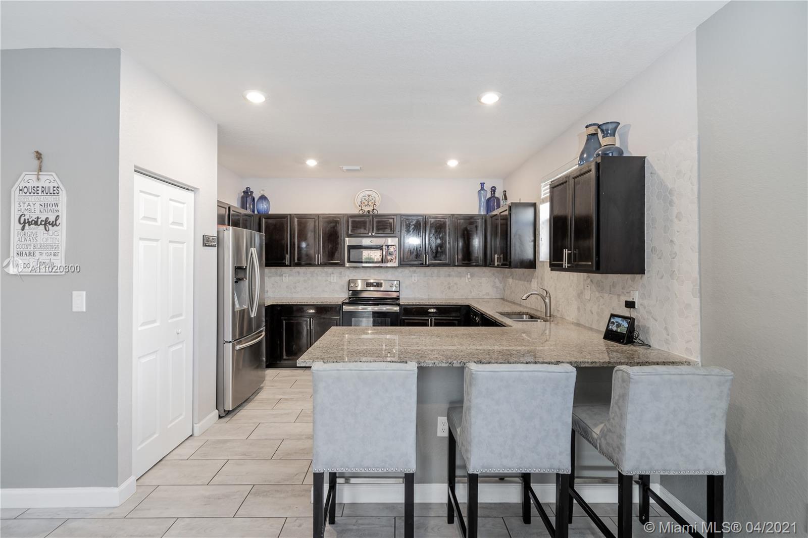 BARBADOS AT OASIS - Residential Lease