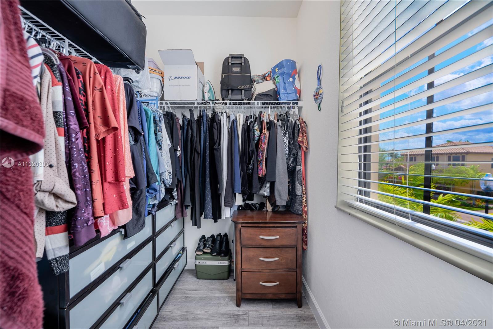 BARBADOS AT OASIS - Residential Lease