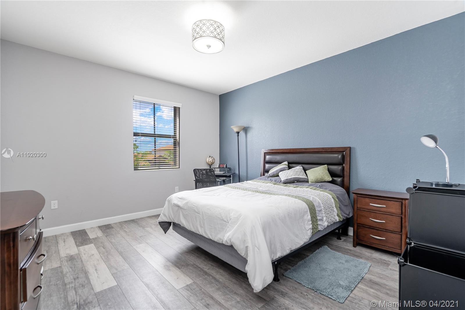 BARBADOS AT OASIS - Residential Lease