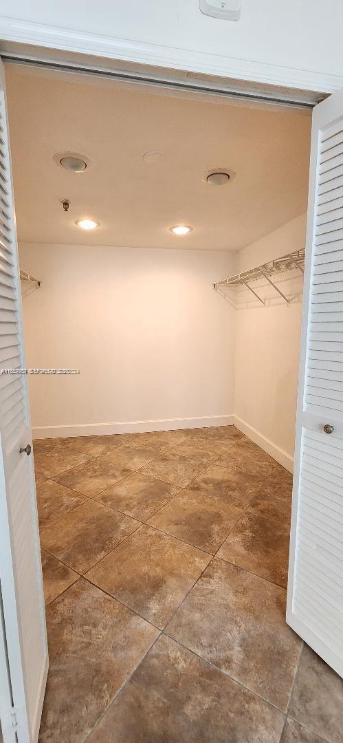 THE GEORGIAN CONDO - Residential